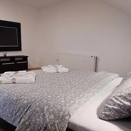 Apartment Nikola *