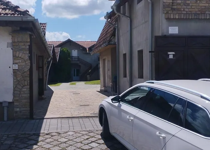 アパート Nikola *