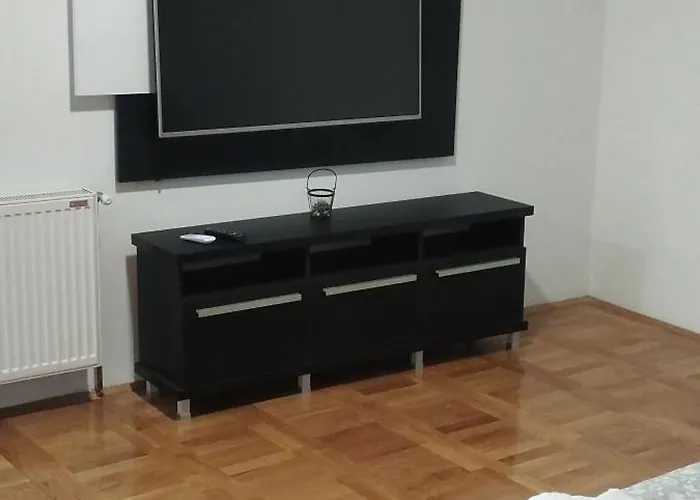 アパート Nikola スボティツァ